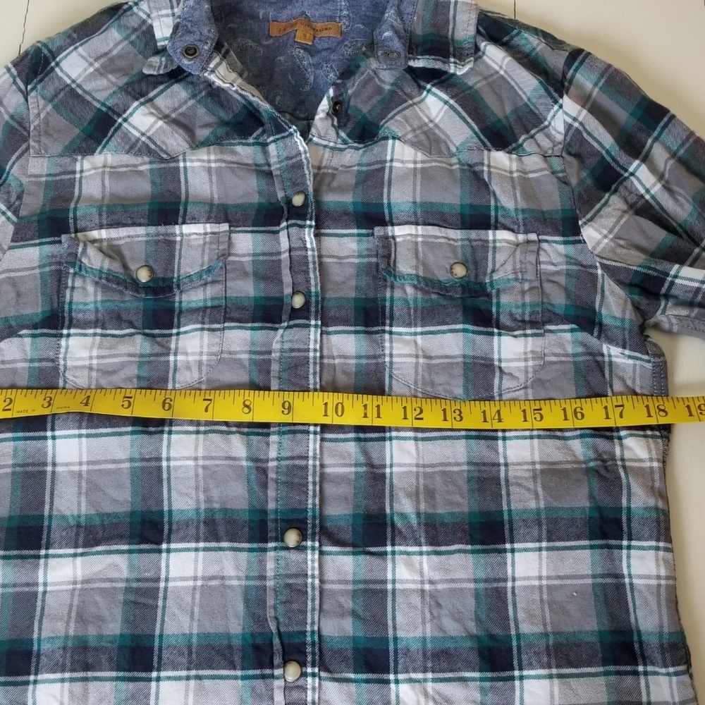Jachs Girlfriend Button Up Top - Picture 7 of 8